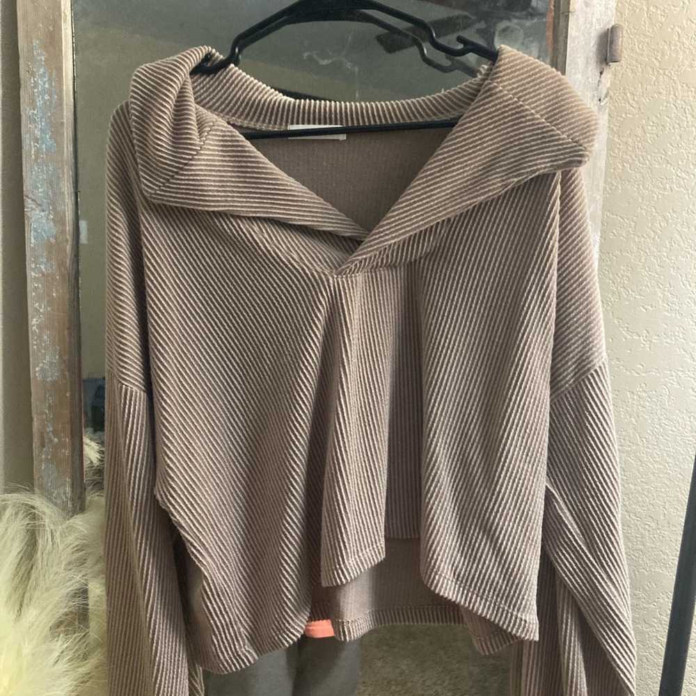 Stylish Brown Women's Sweater
